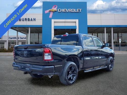 Diamond Black Crystal Pearlcoat 2021 RAM 1500 Big Horn/Lone Star
