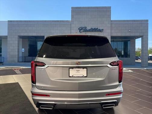2025 Cadillac XT6 Luxury AWD