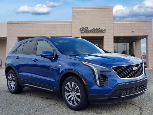 Wave Metallic 2023 Cadillac XT4 Sport