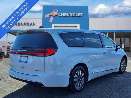 2023 Chrysler Pacifica Hybrid Limited