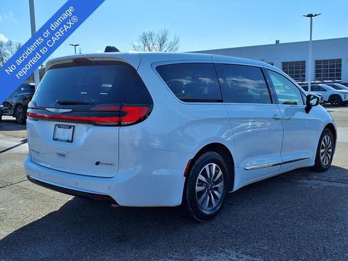 2023 Chrysler Pacifica Hybrid Limited
