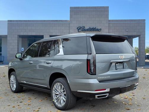 2026 Cadillac Escalade Luxury