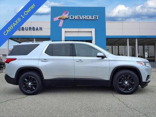 2018 Chevrolet Traverse LT Cloth