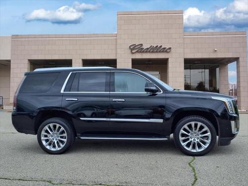 2020 Cadillac Escalade Luxury