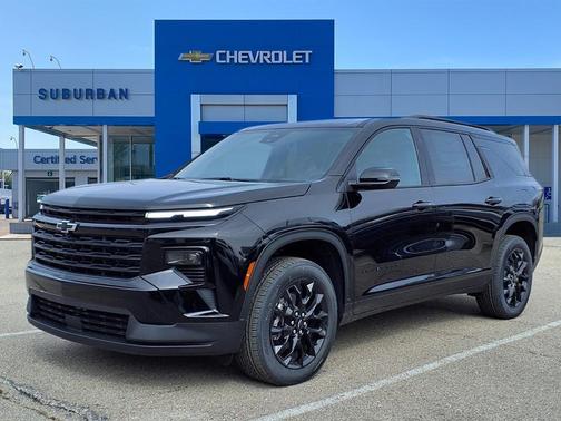 Mosaic Black Metallic 2026 Chevrolet Traverse LT