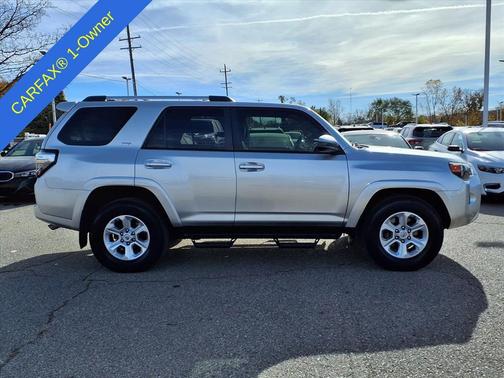 2022 Toyota 4Runner SR5