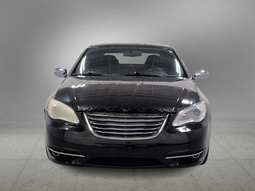 2013 Chrysler 200 Limited