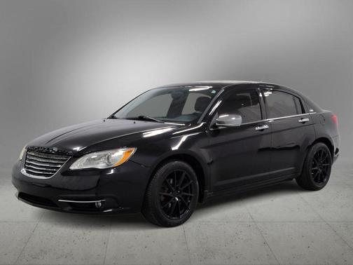 2013 Chrysler 200 Limited