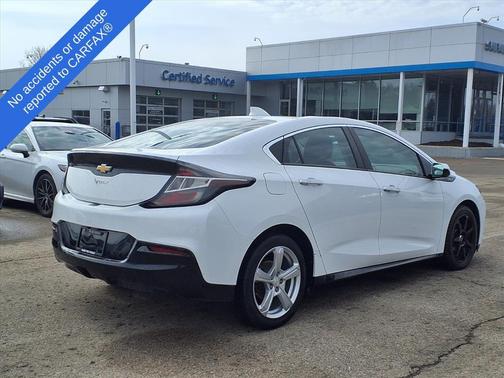 2018 Chevrolet Volt LT