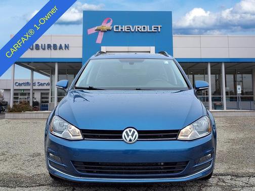 2015 Volkswagen Golf SportWagen TDI SE 4-Door