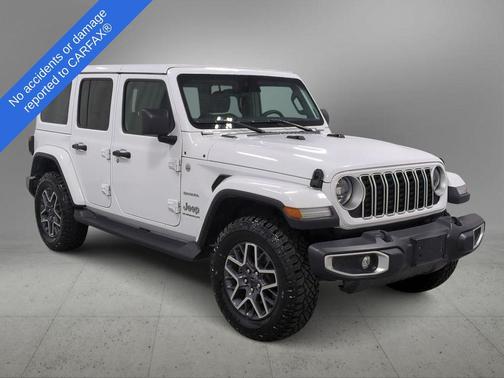 2024 Jeep Wrangler 4-Door Sahara 4x4