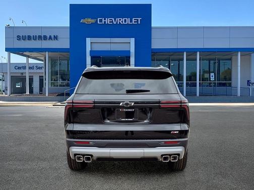 Mosaic Black Metallic 2026 Chevrolet Traverse AWD Z71