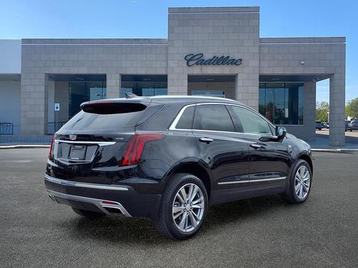Stellar Black Metallic 2024 Cadillac XT5 Premium Luxury