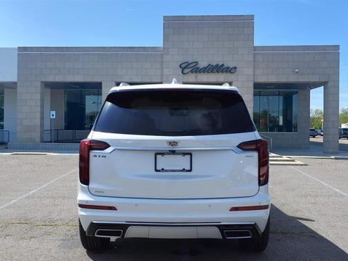 2025 Cadillac XT6 Premium Luxury AWD