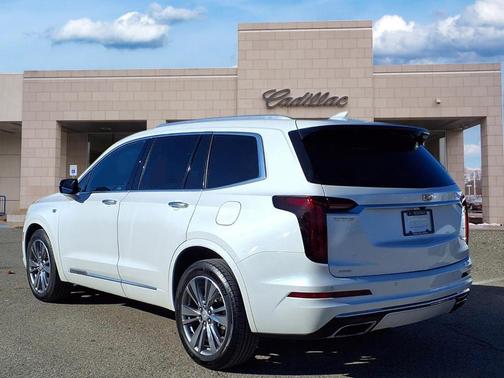 2022 Cadillac XT6 Premium Luxury AWD