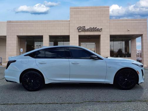 2023 Cadillac CT5 Sport