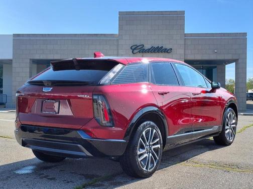 2025 Cadillac OPTIQ Sport 1 AWD