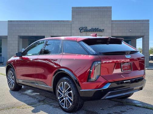2025 Cadillac OPTIQ Sport 1 AWD