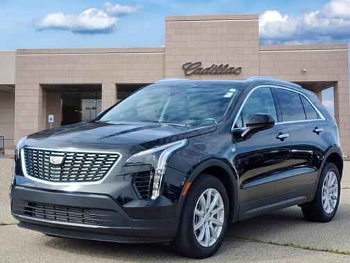 2022 Cadillac XT4 Luxury