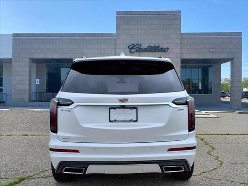 2025 Cadillac XT6 Sport AWD