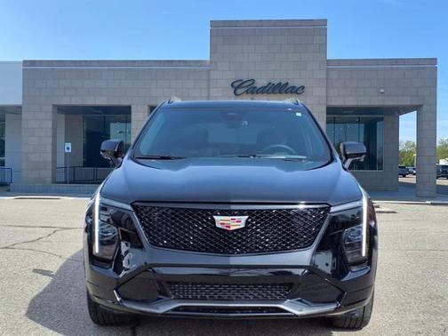 2025 Cadillac XT4 Sport