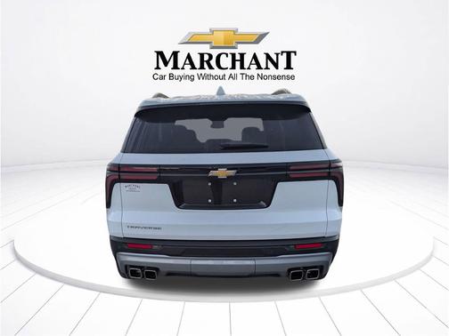 Summit White 2025 Chevrolet Traverse LT