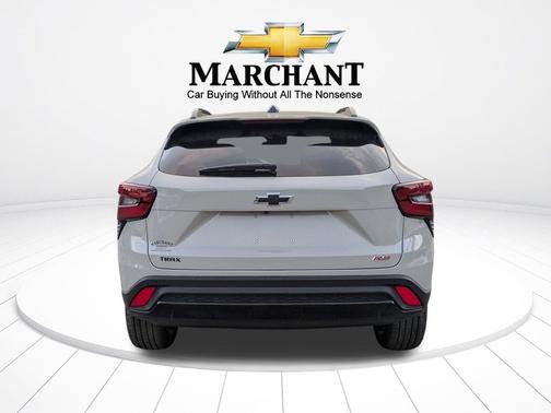 White Sands 2026 Chevrolet Trax FWD 2RS