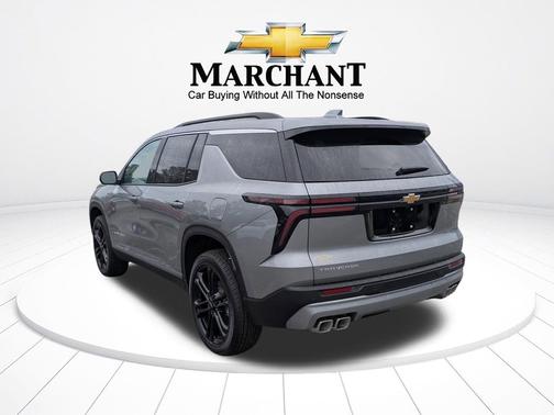 Sterling Gray Metallic 2026 Chevrolet Traverse LT