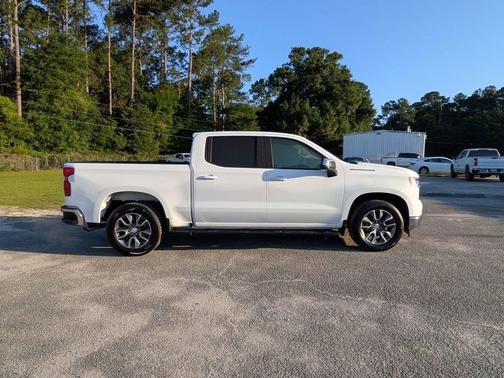 Summit White 2023 Chevrolet Silverado 1500 LT