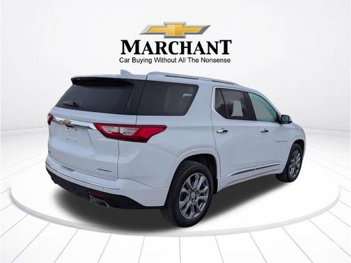 Summit White 2019 Chevrolet Traverse Premier