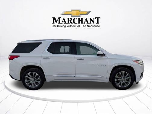 Summit White 2019 Chevrolet Traverse Premier