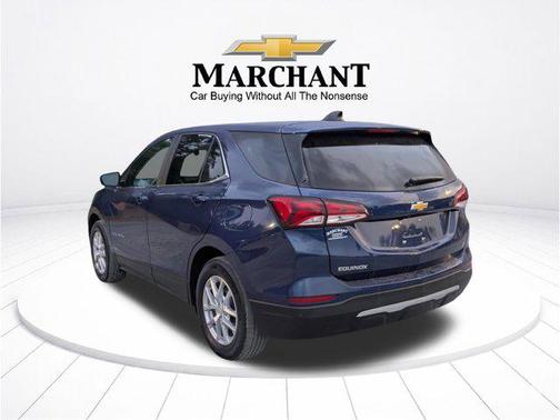Blue Glow Metallic 2023 Chevrolet Equinox 1LT