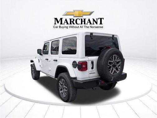 Bright White Clearcoat 2025 Jeep Wrangler 4-Door Sahara 4x4