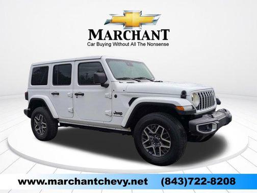 Bright White Clearcoat 2025 Jeep Wrangler 4-Door Sahara 4x4