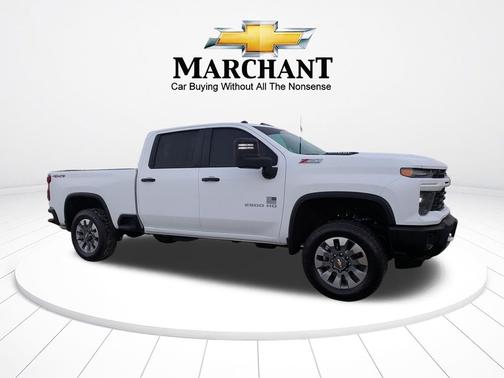 Summit White 2025 Chevrolet Silverado 2500 Custom