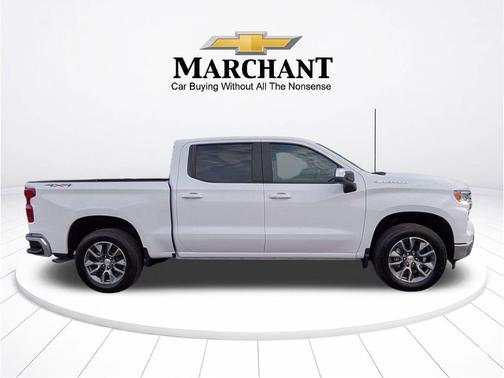 Summit White 2026 Chevrolet Silverado 1500 LT
