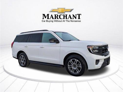 Oxford White 2025 Ford Expedition Active