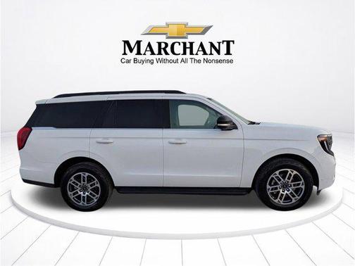 Oxford White 2025 Ford Expedition Active