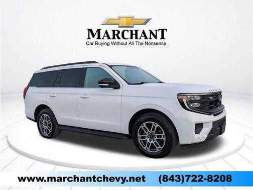 Oxford White 2025 Ford Expedition Active