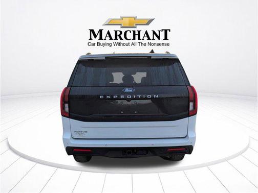 Oxford White 2025 Ford Expedition Active