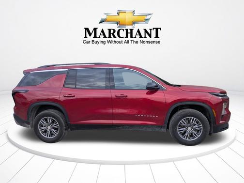Radiant Red Tintcoat 2025 Chevrolet Traverse LT