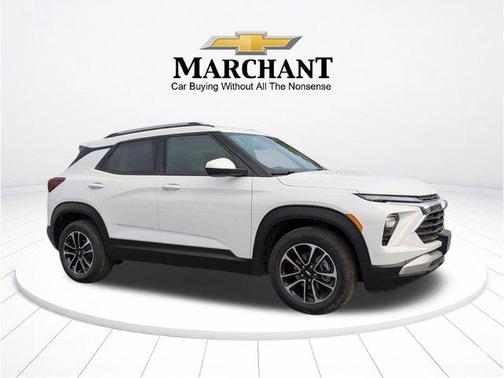 Summit White 2026 Chevrolet Trailblazer LT