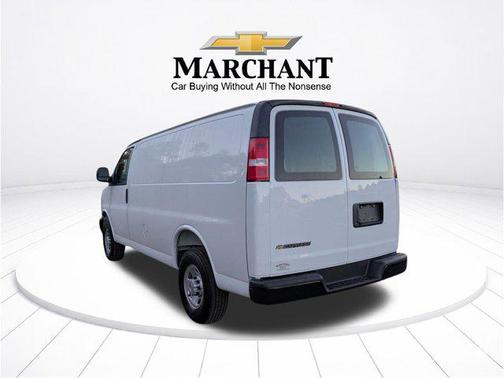 Summit White 2025 Chevrolet Express 2500 LT