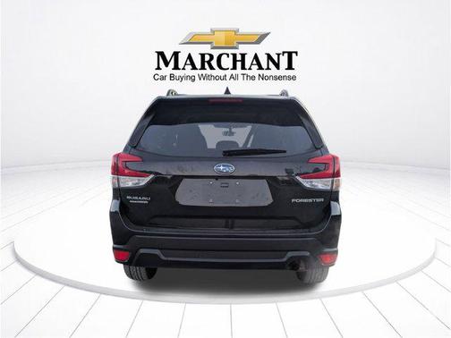 Crystal Black Silica 2023 Subaru Forester Premium