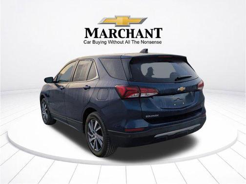 Blue Glow Metallic 2022 Chevrolet Equinox 1LT