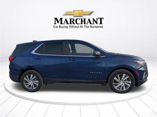 Blue Glow Metallic 2022 Chevrolet Equinox 1LT