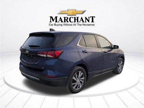 Blue Glow Metallic 2022 Chevrolet Equinox 1LT
