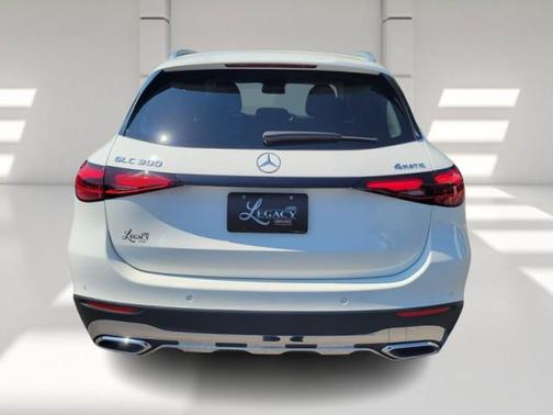 2023 Mercedes-Benz GLC 300 4MATIC