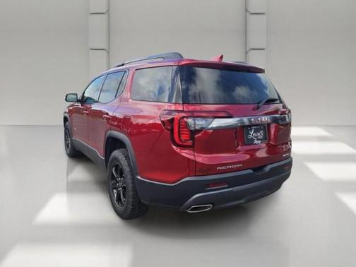 Volcanic Red Tintcoat 2023 GMC Acadia AWD AT4