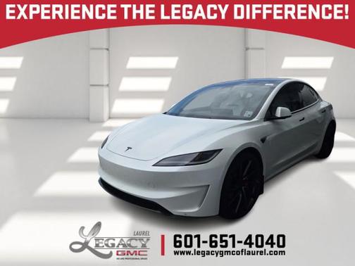 Pearl White Multi-Coat 2025 Tesla Model 3 Performance
